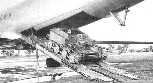Десантирование АСУ-57 посадочным способом.